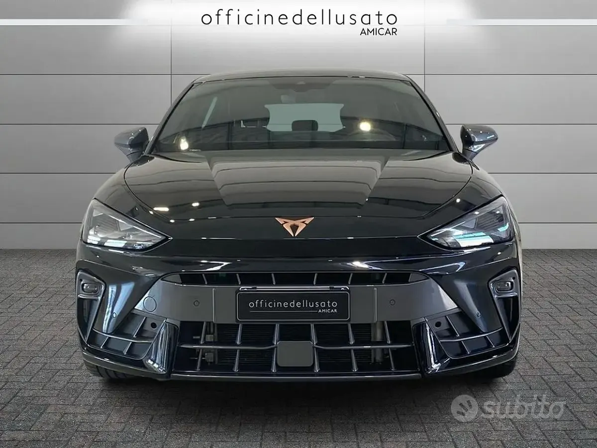 Usata Cupra Leon 150 CV (110 kW) 2025 Berlina