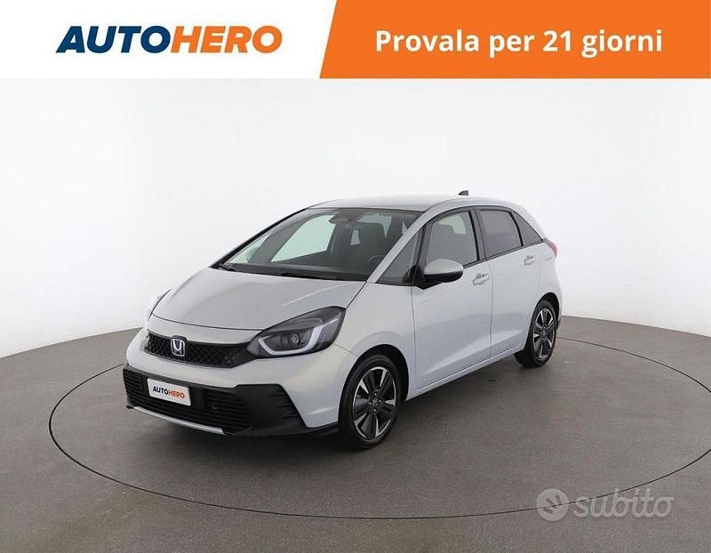 Grigio Usata 2024 Honda Jazz Advance Due volumi | 22.399 € (Buon prezzo) - Immagine 1/2