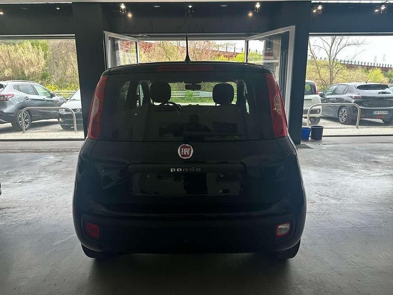 Usata Fiat Panda Lounge 69 CV (50 kW) 2018 Nero met Utilitaria