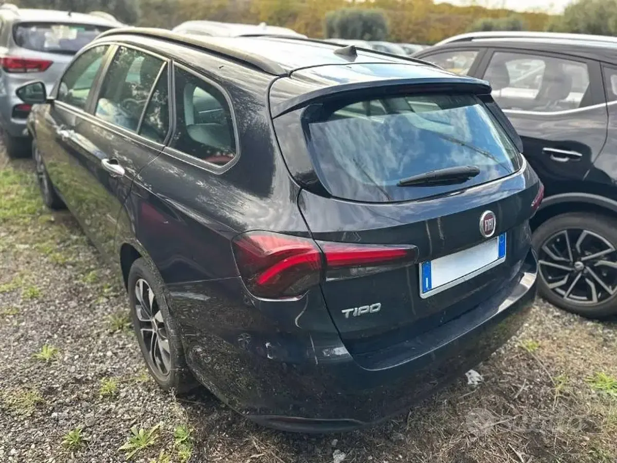 Usata Fiat Tipo City Life 95 CV (69 kW) 2022 Nero Station wagon