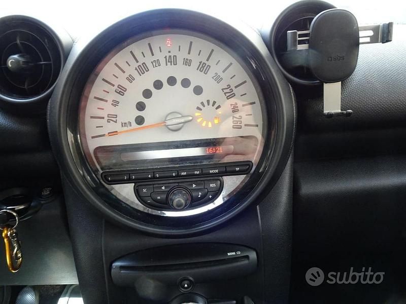 Usata Mini Cooper D Countryman Business 98 CV (72 kW) 2014 Bianco SUV