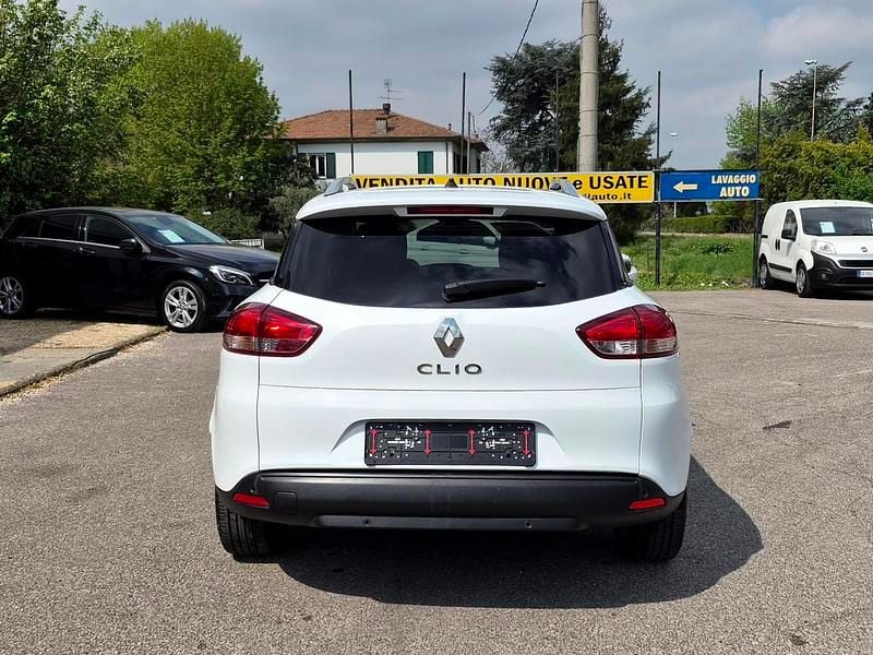 Begagnad Renault Clio V LIMITED 90 HK (66 kW) 2021 Vit Halvkombi