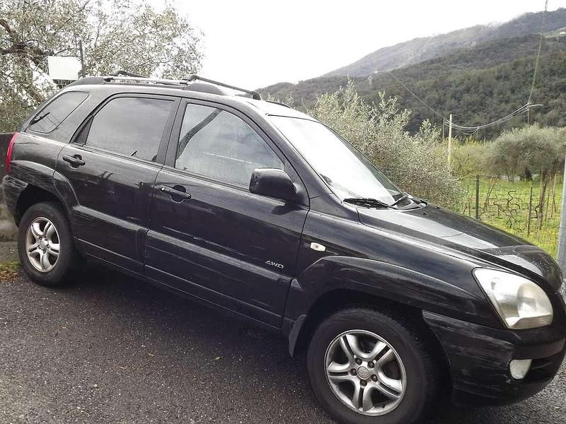 Nero Usata 2007 Kia Sportage SUV | 3100 € (Buon prezzo) - Immagine 1/4
