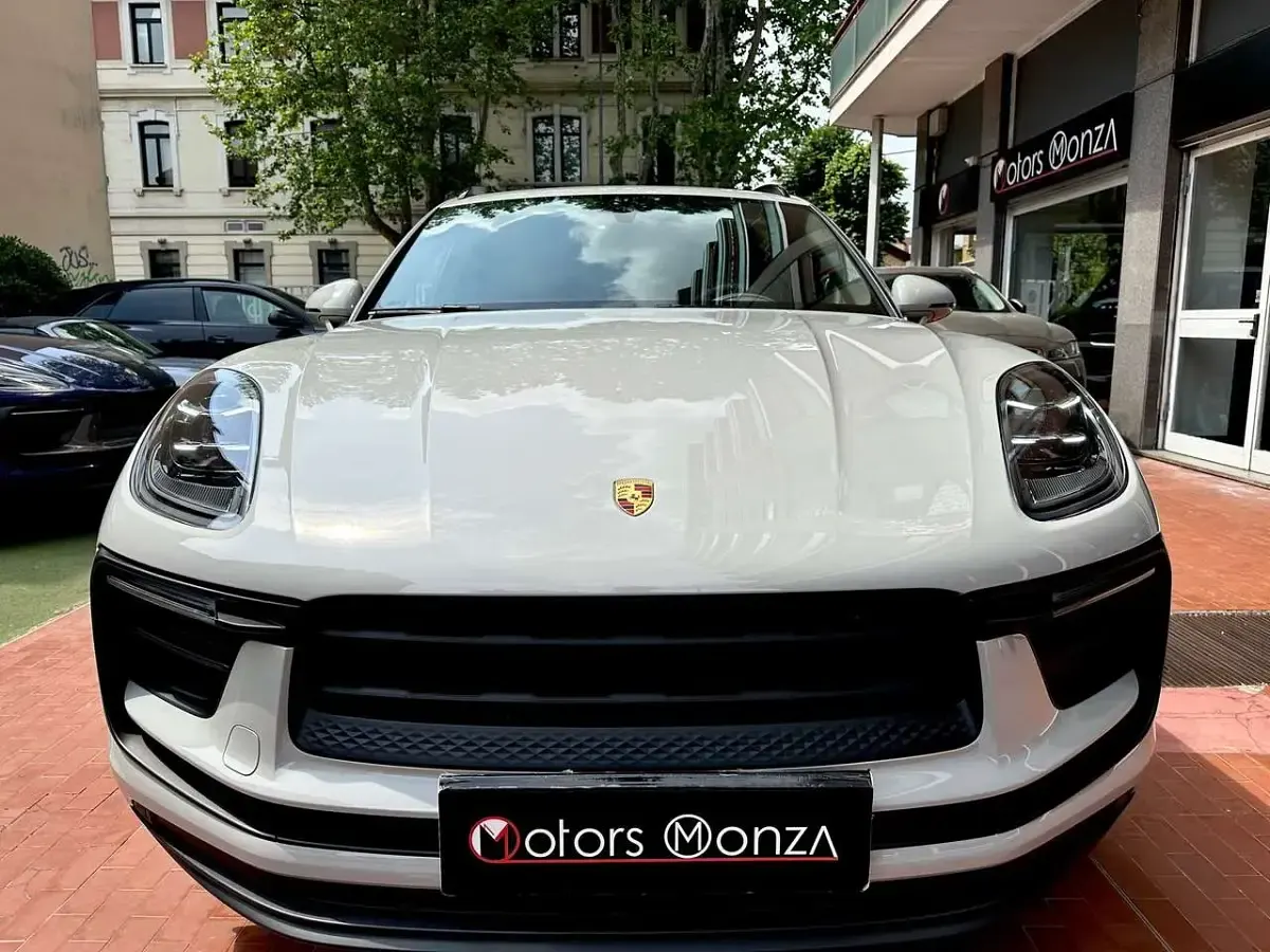 Usata Porsche Macan 265 CV (194 kW) 2022 Grigio SUV
