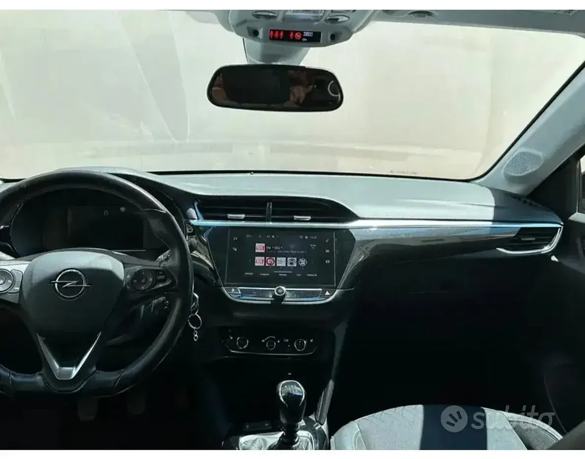 Usata Opel Corsa Elegance 101 CV (74 kW) 2020 Nero Utilitaria