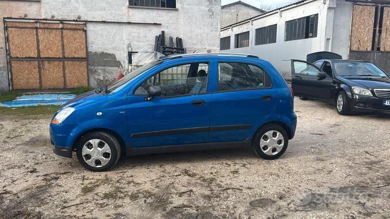 Usata 2010 Chevrolet Matiz Due volumi | 2500 € (Buon prezzo) - Immagine 1/2