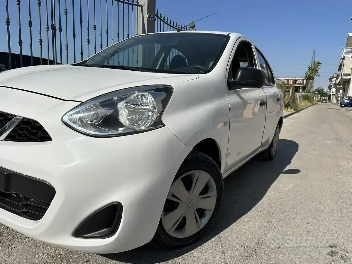 Usata Nissan Micra 80 CV (58 kW) 2015 Bianco Utilitaria