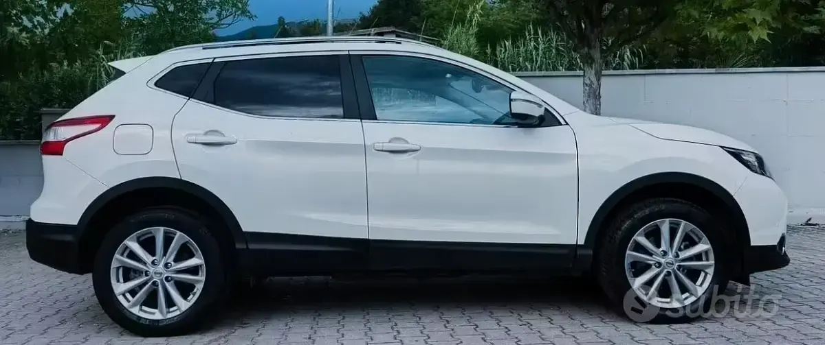 Usata Nissan Qashqai Tekna 110 CV (80 kW) 2014 Bianco SUV