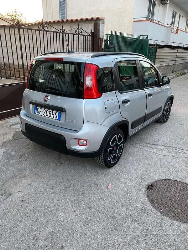 Usata Fiat Panda 70 CV (51 kW) 2021 Grigio Utilitaria