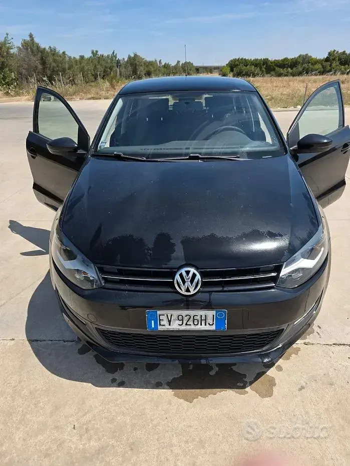 Usata VW Polo 69 CV (50 kW) 2014 Nero Berlina