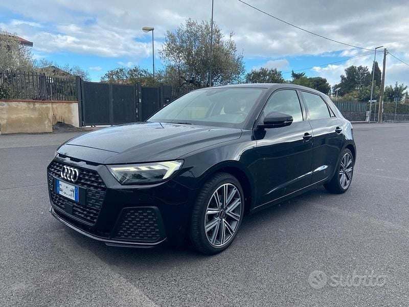 Usata Audi A1 Admired 110 CV (80 kW) 2022 Nero SUV