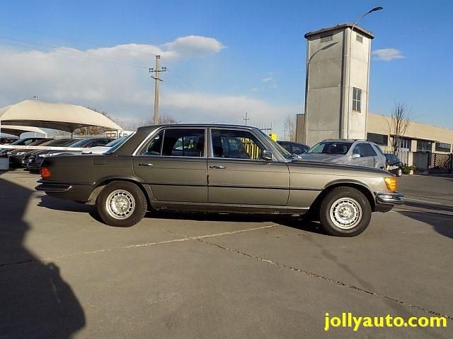 Usata Mercedes 280 156 CV (114 kW) 1977 Grigio Berlina