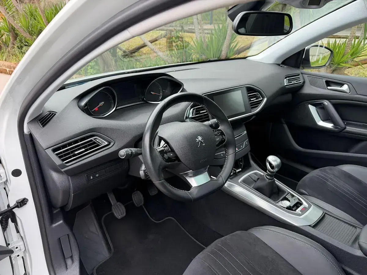 Usata Peugeot 308 Allure 120 CV (88 kW) 2016 Bianco Berlina