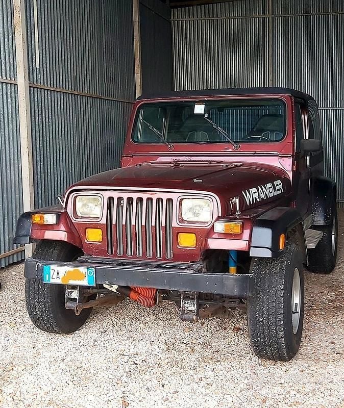 Usata Jeep Wrangler 1987 Rosso SUV
