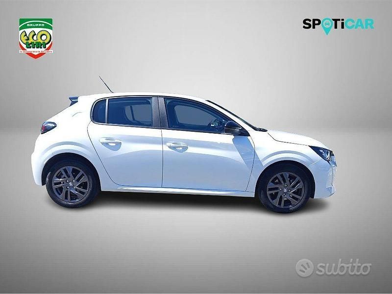 Usata Peugeot 208 Active 102 CV (75 kW) 2023 Bianco Utilitaria