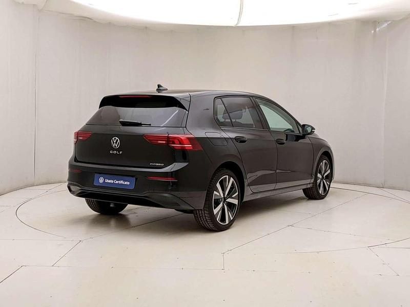 Nuova VW Golf VIII Life 150 CV (110 kW) 2026 Grenadill black metallizzato Berlina
