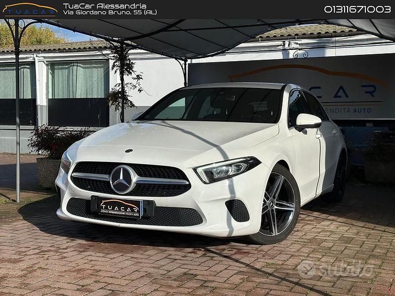 Bianco Usata 2020 Mercedes CLA180 Tre volumi | 19.900 € (Ottimo prezzo) - Immagine 1/4