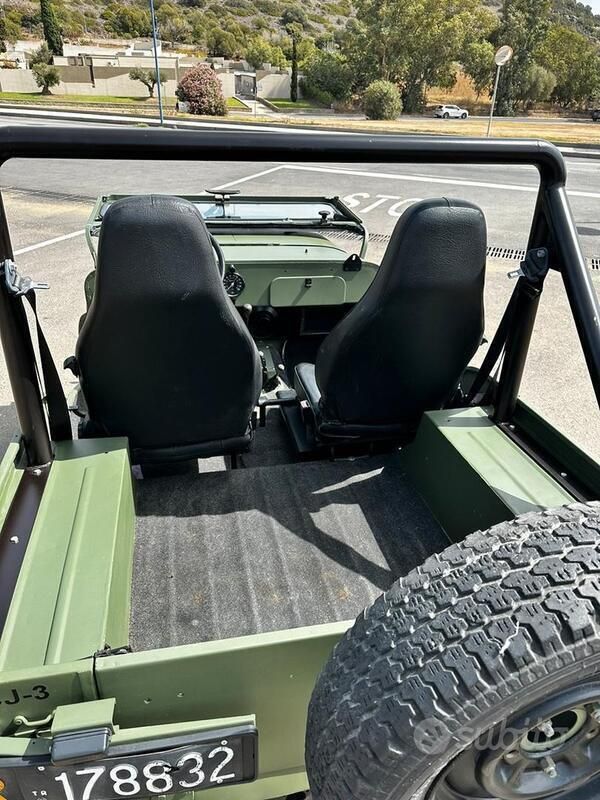 Usata Jeep Willys 1982 Verde