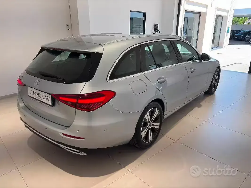 Usata Mercedes C200 Advanced 163 CV (119 kW) 2025 Grigio Station wagon