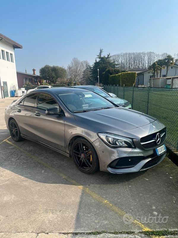 Usata Mercedes CLA200 2017 Grigio Berlina
