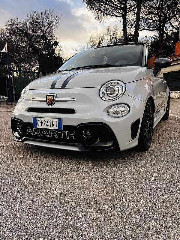 Usata Abarth 595 145 CV (106 kW) 2022 Grigio Utilitaria