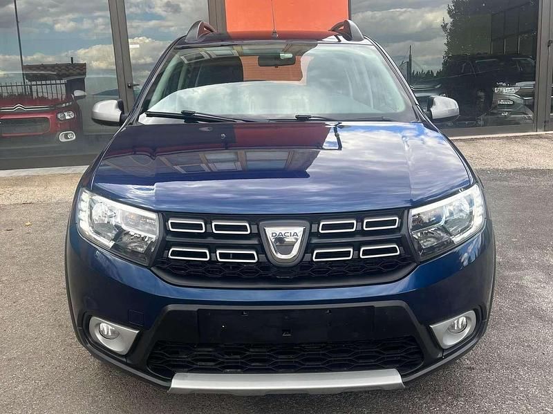 Usata Dacia Sandero Prestige 90 CV (66 kW) 2018 Blu/azzurro Berlina