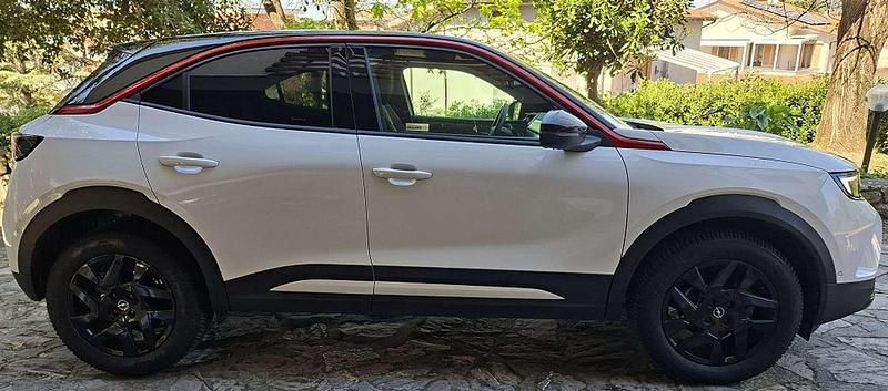 Usata Opel Mokka 101 CV (74 kW) 2023 Bianco SUV