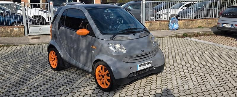 Usata Smart ForTwo Coupé Pure 61 CV (44 kW) 2005 Grigio Coupé