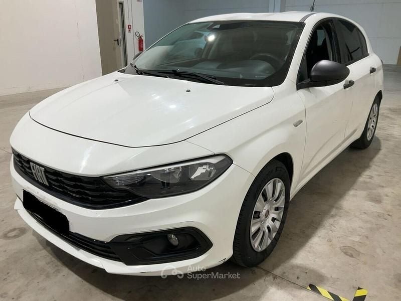 Bianco Usata 2022 Fiat Tipo S Tre volumi | 8700 € (Buon prezzo) - Immagine 1/4