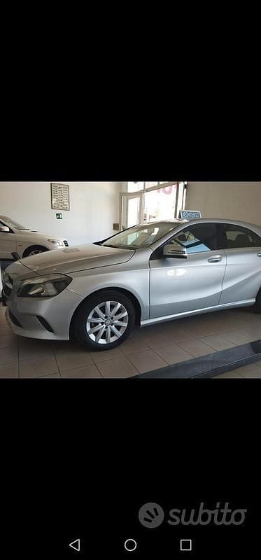 Usata Mercedes A160 90 CV (66 kW) 2016 Grigio Berlina