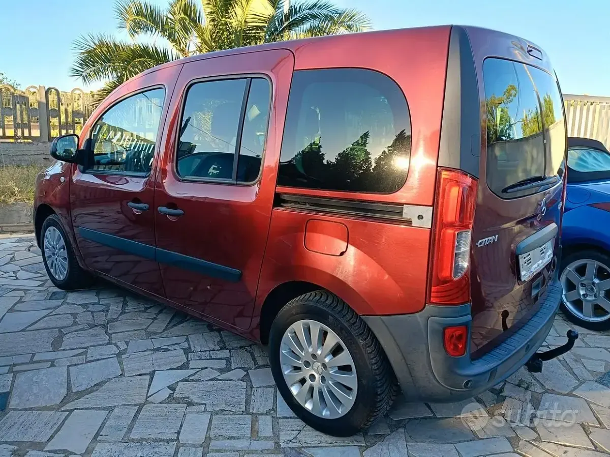 Usata Mercedes Citan 111 90 CV (66 kW) 2014 Rosso Monovolume