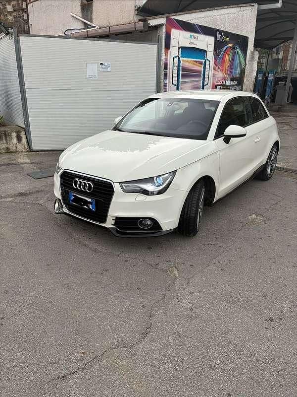 Usata Audi A1 Ambition 105 CV (77 kW) 2011 Berlina