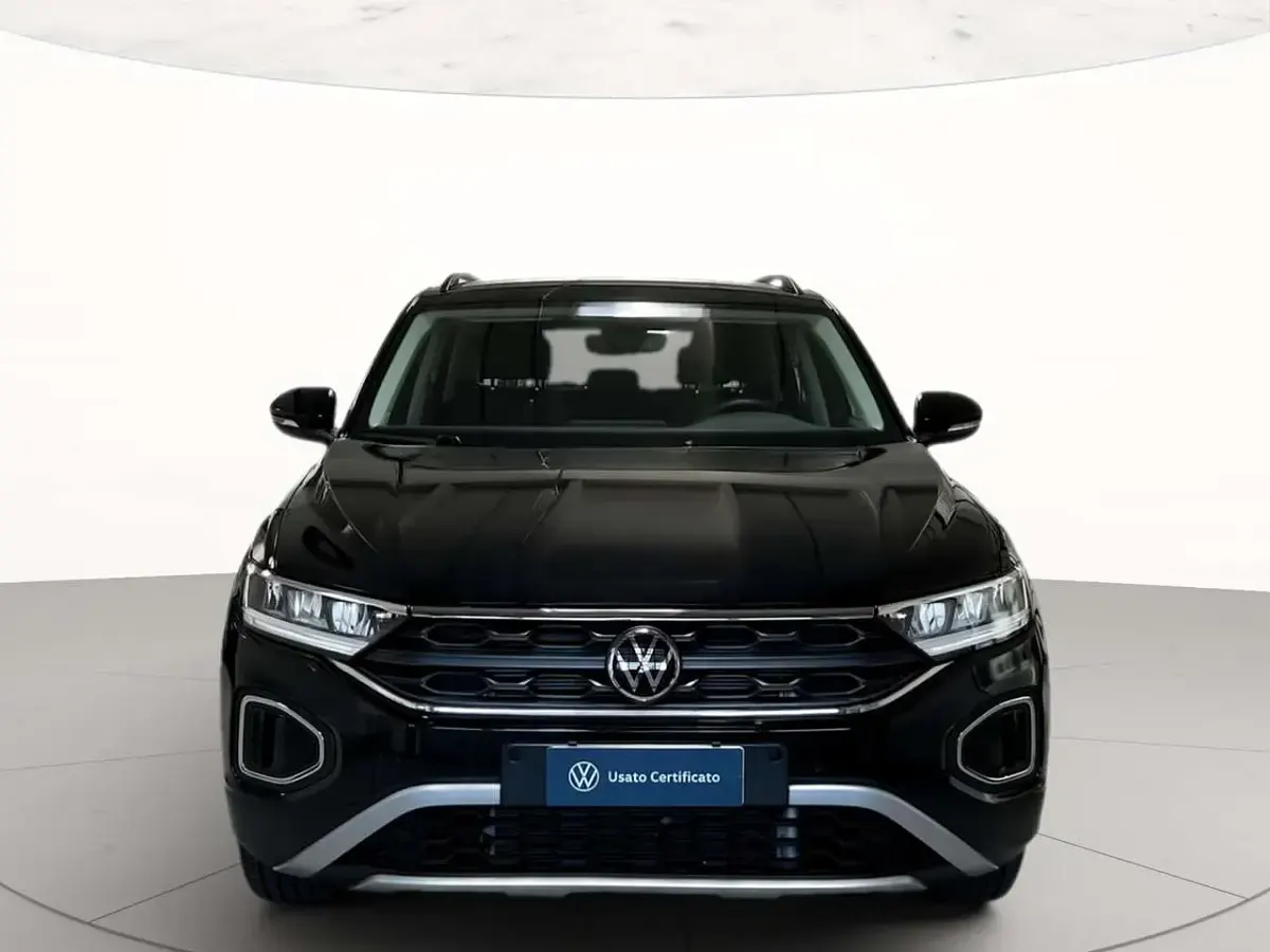 Usata VW T-Roc Life 150 CV (110 kW) 2025 Deep black perlato SUV