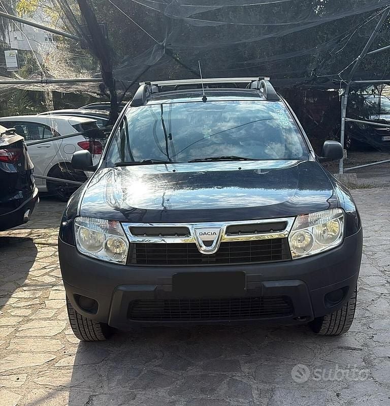 Blu Usata 2010 Dacia Duster SUV | 3300 € (Ottimo prezzo) - Immagine 1/4