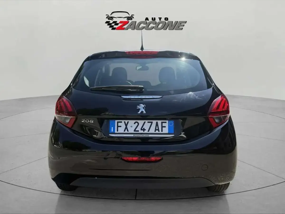 Begagnad Peugeot 208 Allure 83 HK (61 kW) 2019 Other Halvkombi