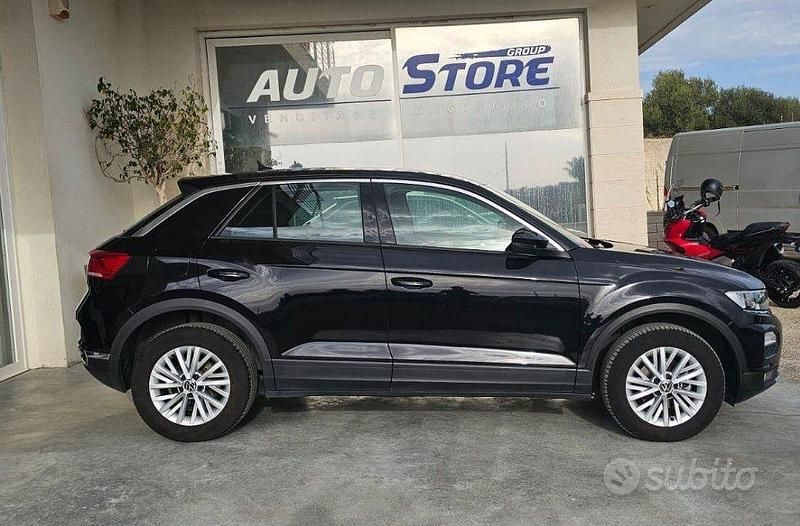 Usata VW T-Roc Style 116 CV (85 kW) 2021 Nero SUV