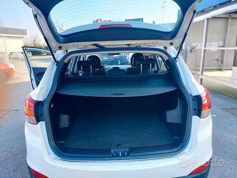 Usata Hyundai ix35 135 CV (99 kW) 2014 Bianco SUV