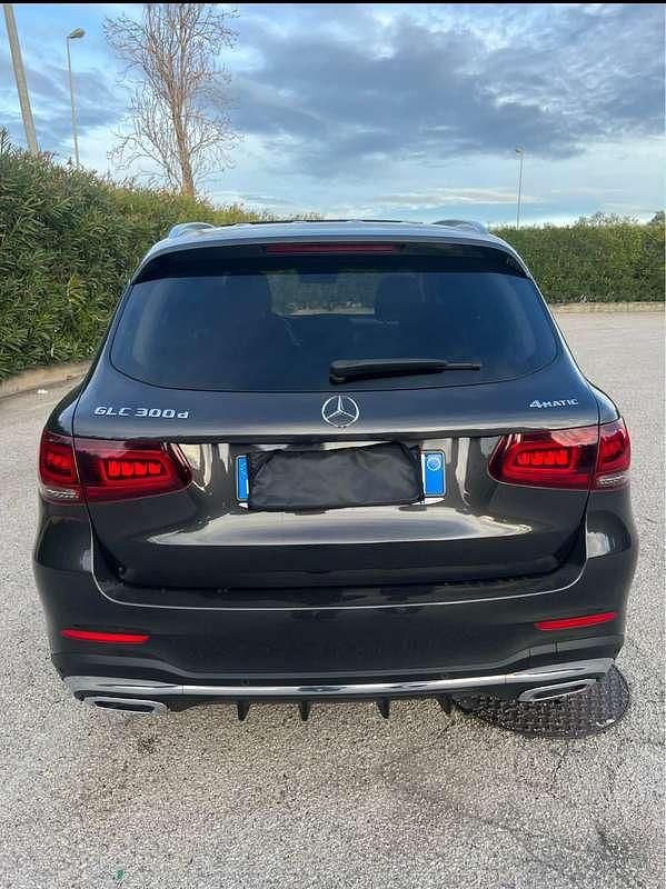 Usata Mercedes GLC300 Premium Plus 245 CV (180 kW) 2020 SUV