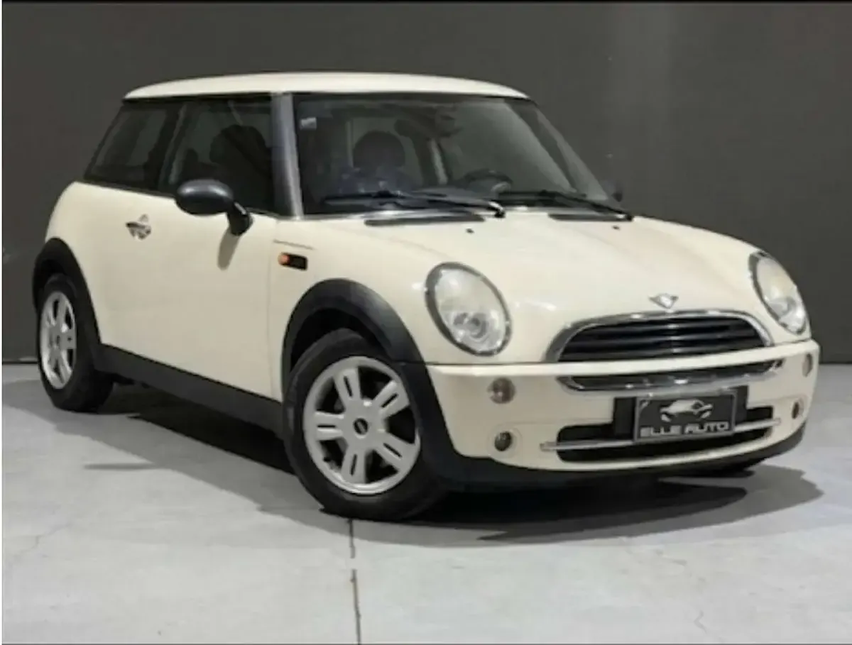 Usata Mini ONE Seven 90 CV (66 kW) 2006 Beige Utilitaria