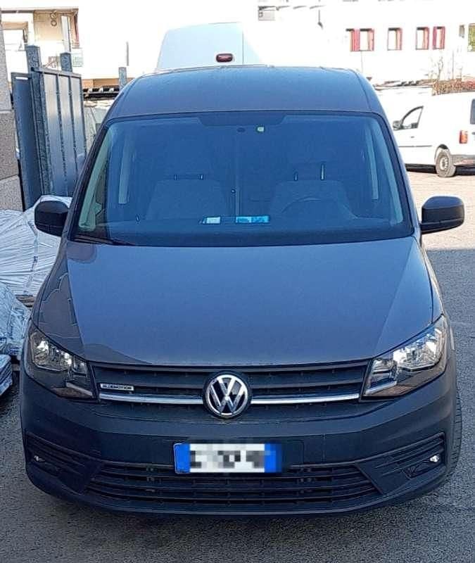 Usata VW Caddy 110 CV (80 kW) 2021 Grigio Monovolume