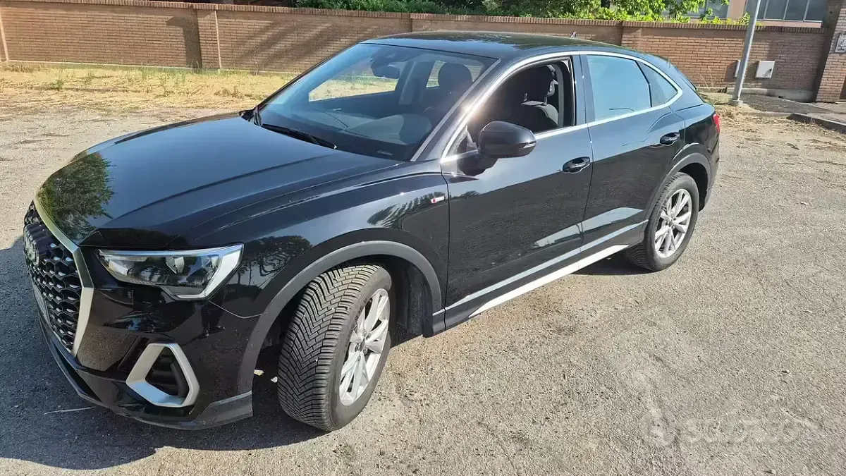 Usata Audi Q3 Sportback S-Line 140 CV (102 kW) 2024 Nero SUV