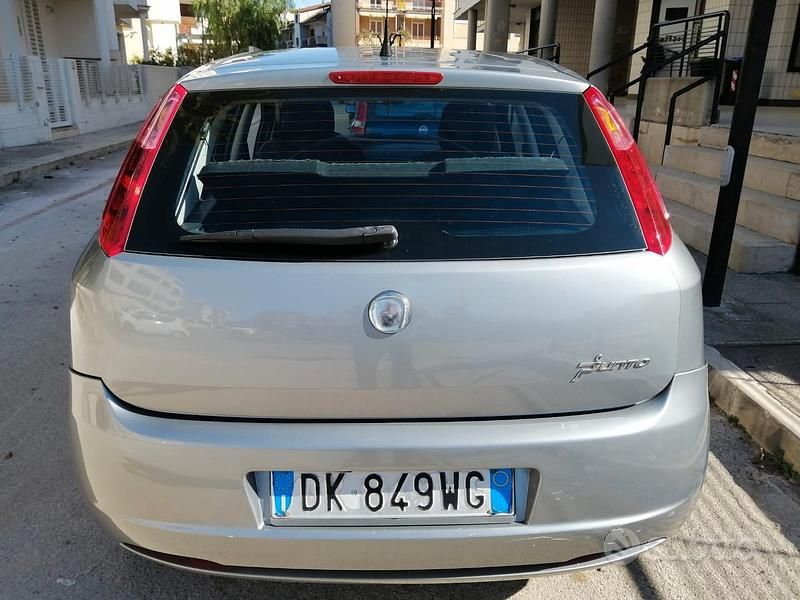 Usata Fiat Punto 2007 Grigio Berlina