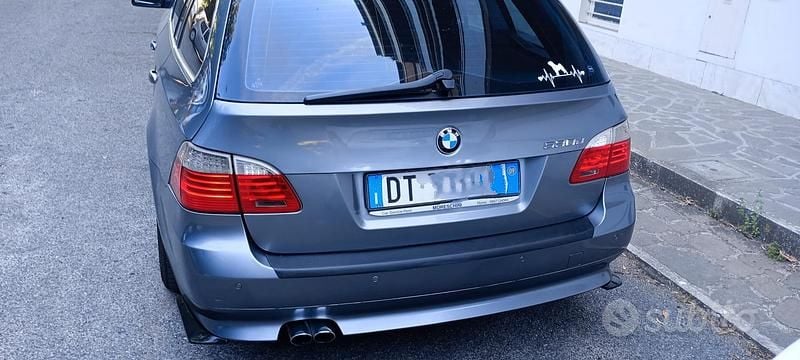 Usata BMW 530 235 CV (172 kW) 2009 Grigio Station wagon