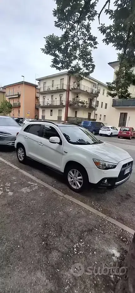 Usado Mitsubishi ASX 150 CV (110 kW) 2011 Blanco SUV