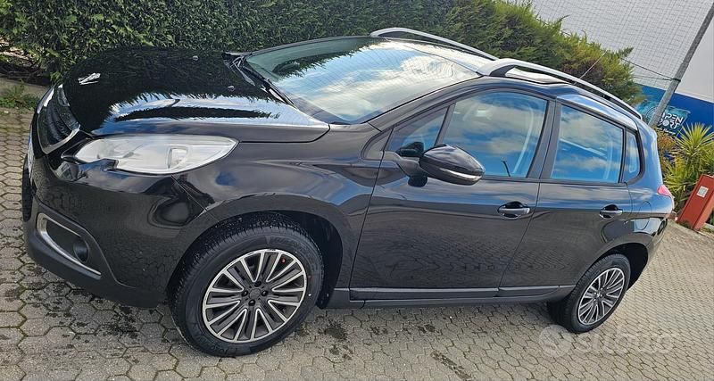 Usata Peugeot 2008 92 CV (67 kW) 2015 Nero SUV