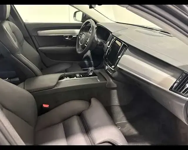 Usata Volvo S90 Plus 197 CV (144 kW) 2024 Grigio Berlina