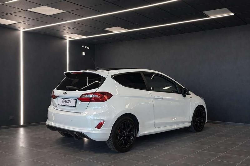 Usata Ford Fiesta ST-Line 86 CV (63 kW) 2018 Bianco Utilitaria