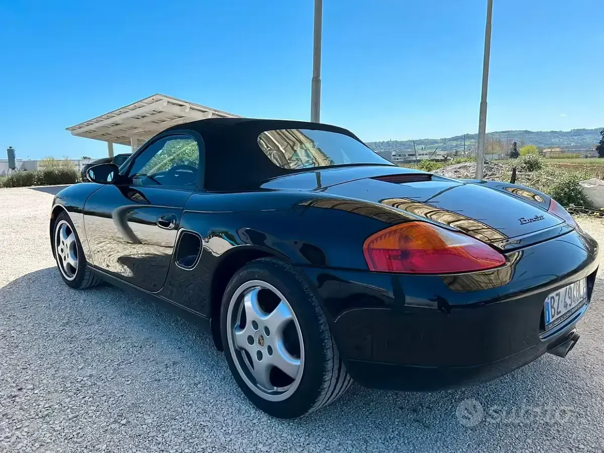 Usata Porsche 986 Boxster 228 CV (167 kW) 2001 Nero Cabrio
