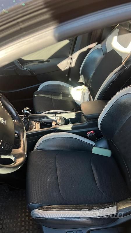 Usata Citroën DS4 114 CV (83 kW) 2013 Nero Utilitaria