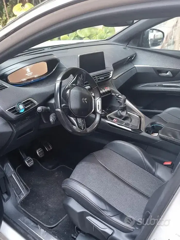 Usata Peugeot 3008 GT-line 150 CV (110 kW) 2018 Bianco SUV